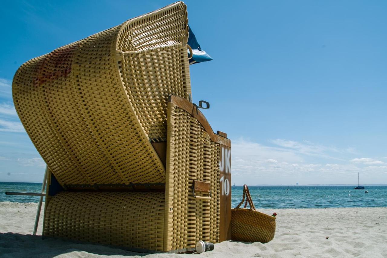 Sunny Suite 14 - Elegantes Hotelapartment Mit Grossartigem Pool-Wellnessbereich Direkt Am Meer In Ruhiger Lage - Perfekt Fuer Mensch Und Tier Бергеренде-Ретвіш Екстер'єр фото