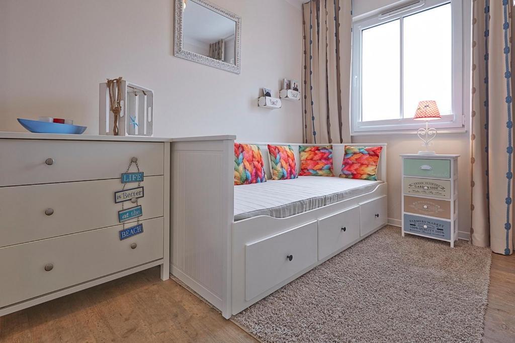Sunny Suite 14 - Elegantes Hotelapartment Mit Grossartigem Pool-Wellnessbereich Direkt Am Meer In Ruhiger Lage - Perfekt Fuer Mensch Und Tier Бергеренде-Ретвіш Екстер'єр фото